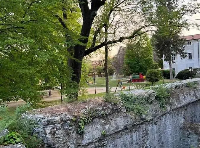 La Serra Olivetti * イヴレーア